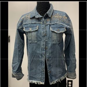 NEW Miss Me embroidered distressed denim jacket Size Small